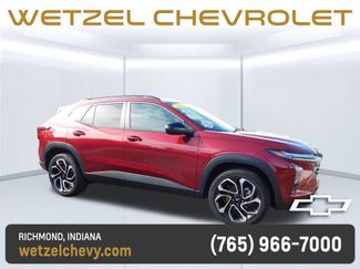 Used 2025 Chevrolet Trax RS w/ Sunroof Package FWD 360° Tour