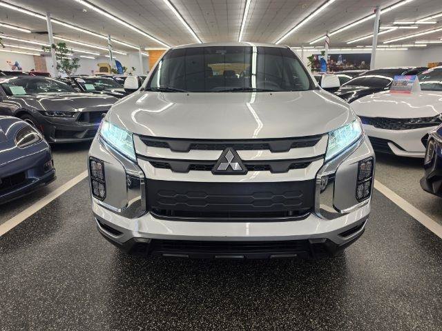 Used 2022 Mitsubishi Outlander Sport ES FWD image 3