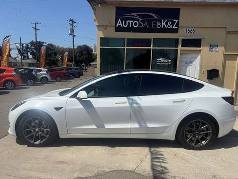 Used 2021 Tesla Model 3 Standard Range Plus RWD image 5