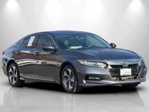 Used 2018 Honda Accord EX image 9