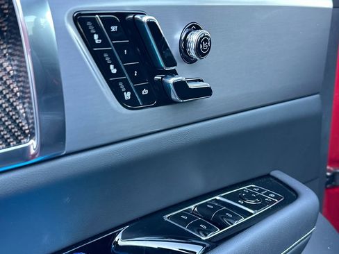 New 2026 Cadillac Vistiq Sport w/ LPO, Floor Liner Package image 9