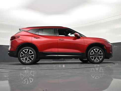 Used 2024 Chevrolet Blazer RS FWD image 34