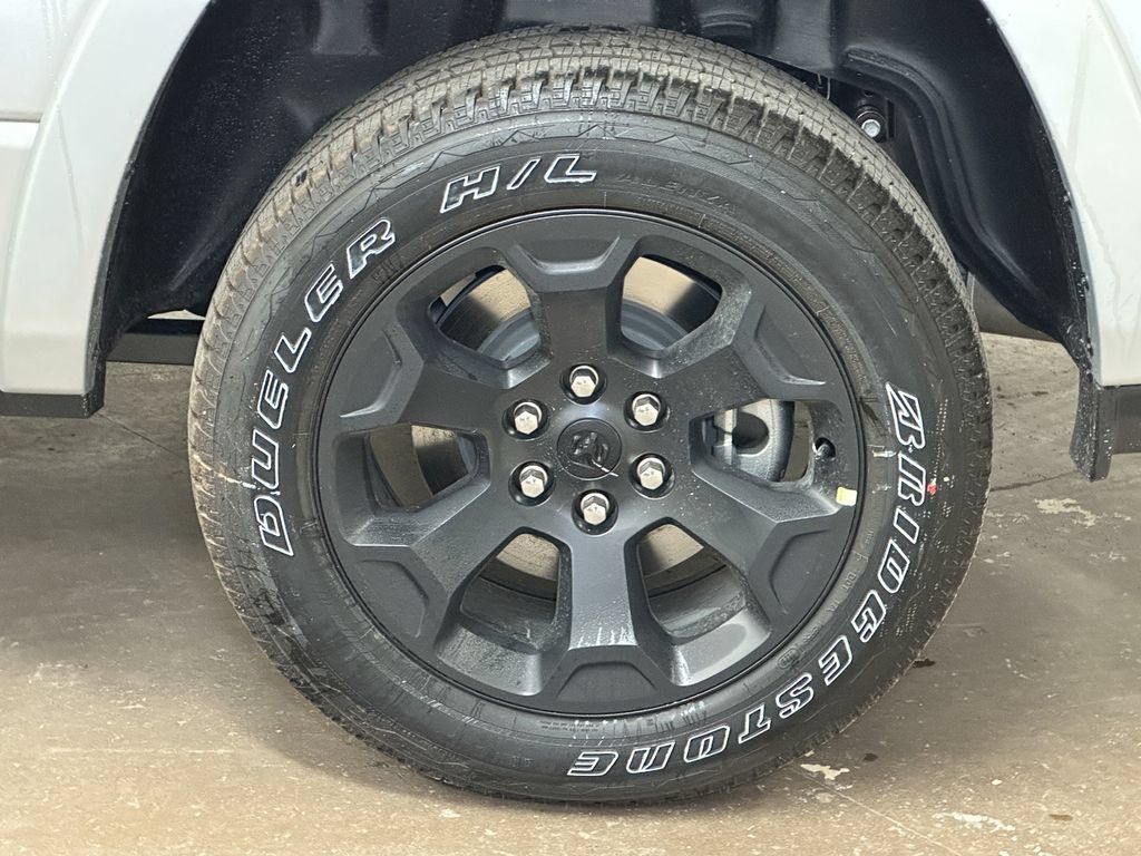New 2026 RAM 1500 Big Horn AWD/4WD image 35