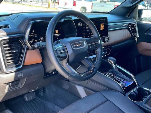 Certified 2025 GMC Canyon AT4 w/ AT4 Premium Package image 14