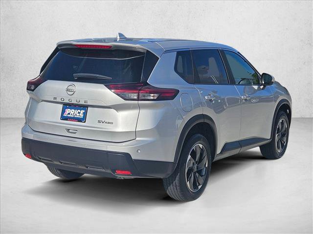 Used 2024 Nissan Rogue SV AWD/4WD image 5