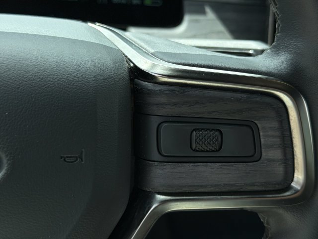 Used 2024 Rivian R1S Adventure Quad AWD/4WD image 27