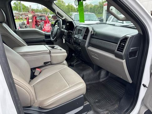 Used 2019 Ford F450 XL w/ XL Value Package AWD/4WD image 6