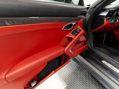 Used 2015 Porsche 911 Turbo S AWD/4WD image 92