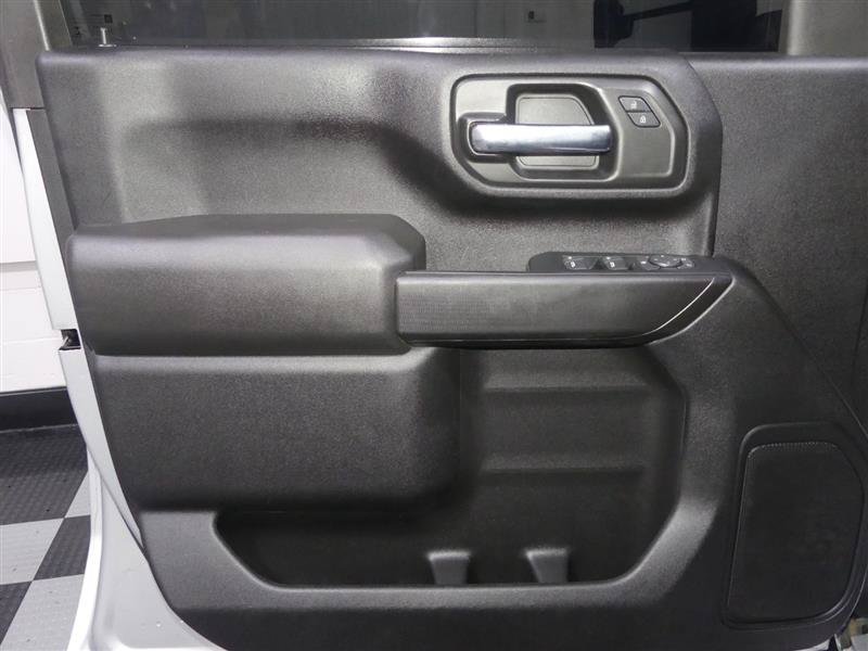 Used 2023 Chevrolet Silverado 2500 Custom w/ Custom Value Package AWD/4WD image 15