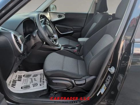 Used 2022 Kia Soul LX w/ Technology Package FWD image 21