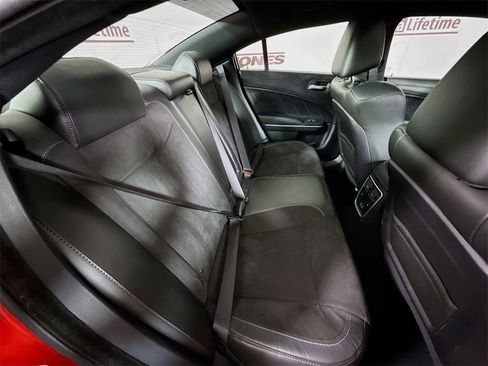 Used 2020 Dodge Charger Scat Pack image 32