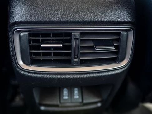 Used 2018 Honda CR-V Touring image 27