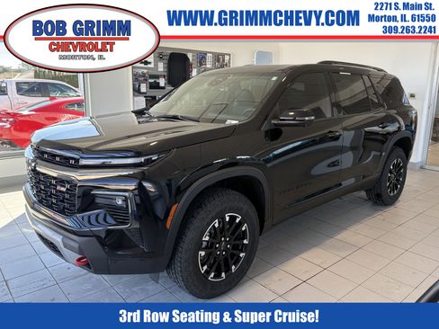 Used 2025 Chevrolet Traverse Z71 w/ Enhanced Driving Package image 1