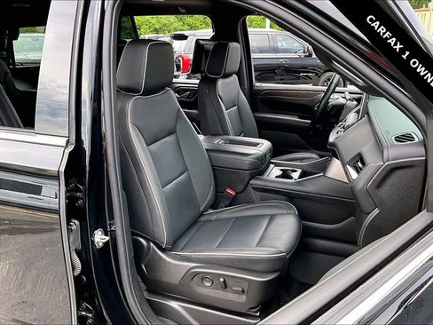 Used 2024 Chevrolet Tahoe Premier w/ Advanced Technology Package AWD/4WD image 28