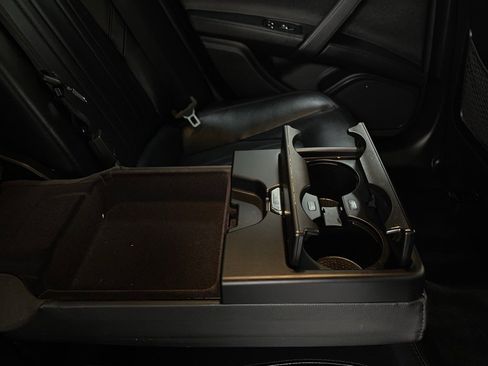 Used 2015 Maserati Ghibli image 23