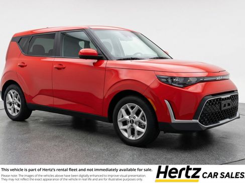 Used 2025 Kia Soul LX w/ LX Technology Package image 1