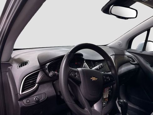 Used 2020 Chevrolet Trax LS w/ Tint and Cruise Package image 11