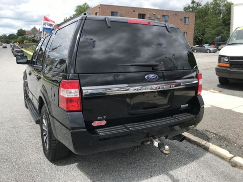 Used 2017 Ford Expedition XLT AWD/4WD image 6