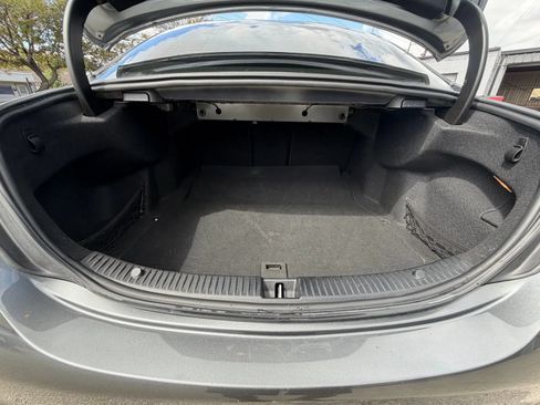 Used 2018 Mercedes-Benz C 300 Sedan image 33