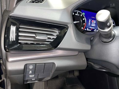 Used 2025 Acura RDX SH-AWD image 24