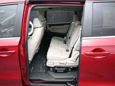 New 2026 Honda Odyssey EX-L image 7