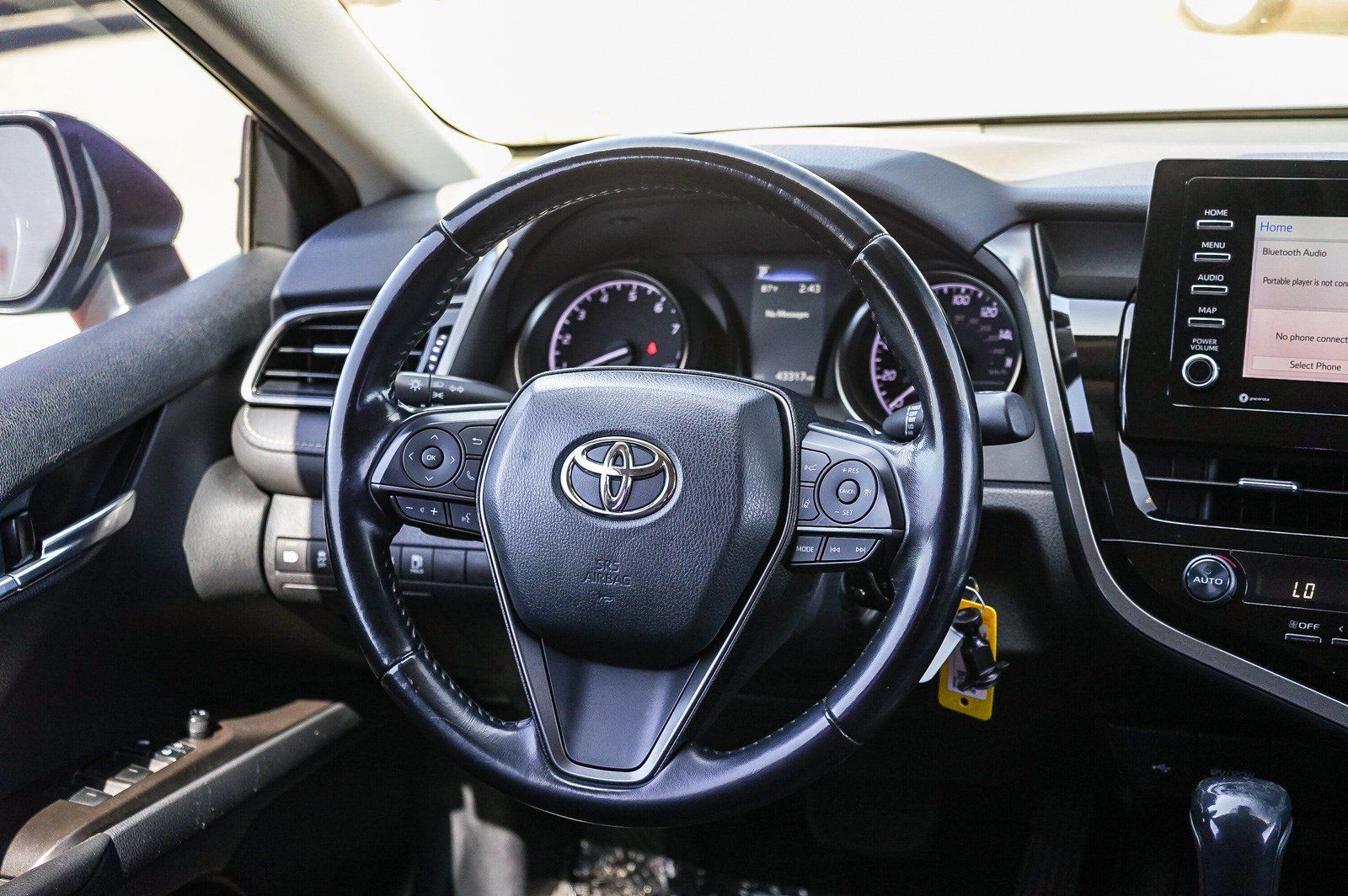Used 2021 Toyota Camry SE w/ Carpet Mat Package (TMS) FWD image 15