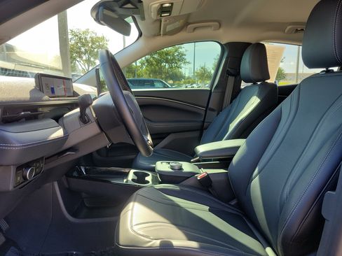 Used 2024 Ford Mustang Mach-E Premium RWD image 10