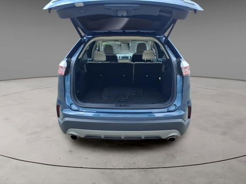 Used 2019 Ford Edge Titanium image 8