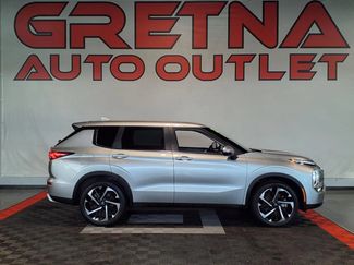 Used 2022 Mitsubishi Outlander SE AWD/4WD video 1