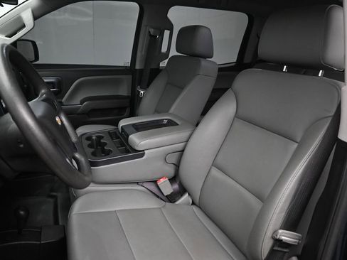 Used 2017 Chevrolet Silverado 2500 W/T AWD/4WD image 18