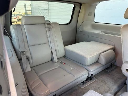 Used 2010 Chevrolet Tahoe LTZ AWD/4WD image 18