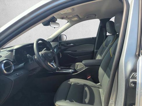 Used 2026 Chevrolet Trax ACTIV w/ Driver Confidence Package FWD image 13