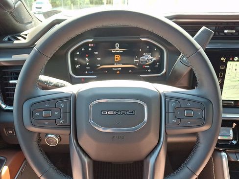 New 2026 GMC Sierra 2500 Denali Ultimate AWD/4WD image 10