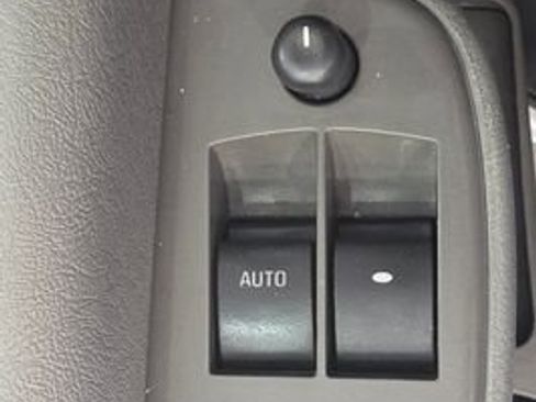 Used 2022 Chevrolet Express 2500 w/ Driver Convenience Package image 13