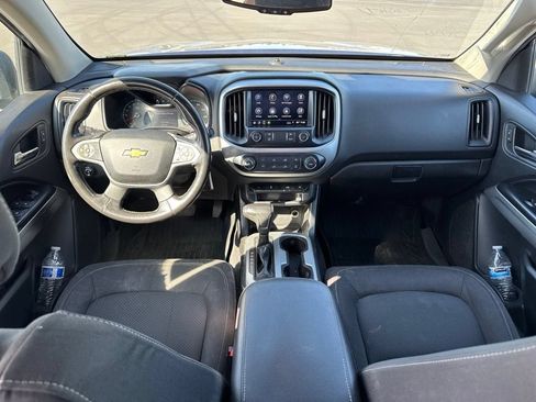 Used 2019 Chevrolet Colorado LT w/ LT Convenience Package RWD image 15
