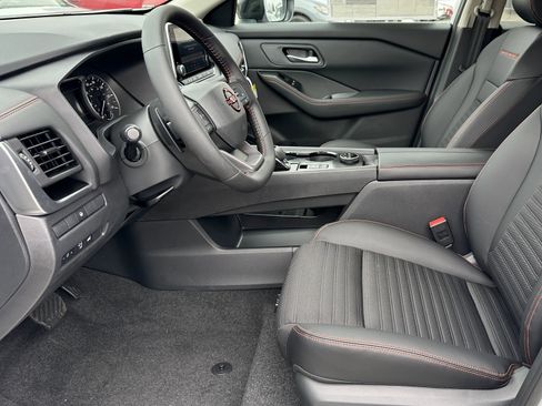 New 2026 Nissan Rogue SV AWD/4WD image 28