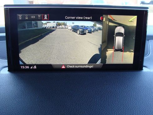 Used 2019 Audi Q7 3.0T Prestige w/ Prestige Package image 23