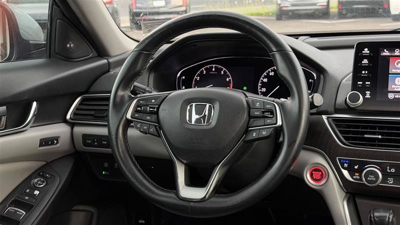 Used 2018 Honda Accord Touring image 29
