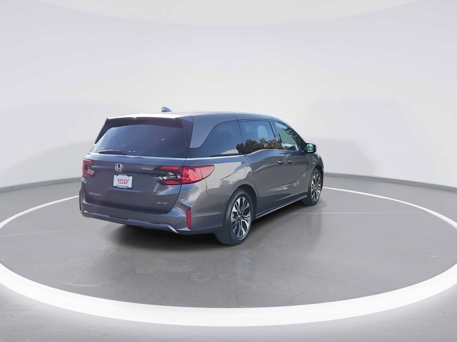 Used 2026 Honda Odyssey Elite image 8