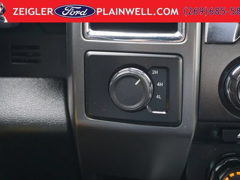 Used 2016 Ford F150 XLT w/ Equipment Group 302A Luxury AWD/4WD image 21