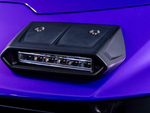 Used 2024 Lamborghini Huracan Sterrato image 31