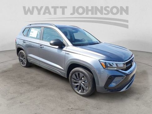 Used 2023 Volkswagen Taos S FWD image 7