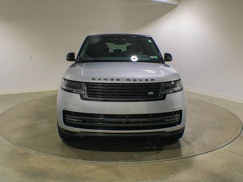 Certified 2025 Land Rover Range Rover Long Wheelbase Autobiography AWD/4WD image 2