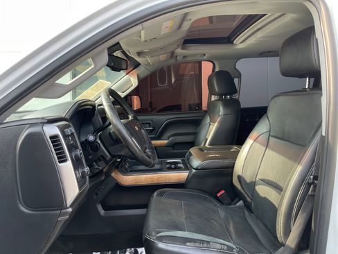 Used 2018 Chevrolet Silverado 2500 LTZ w/ Custom Sport Edition AWD/4WD image 11