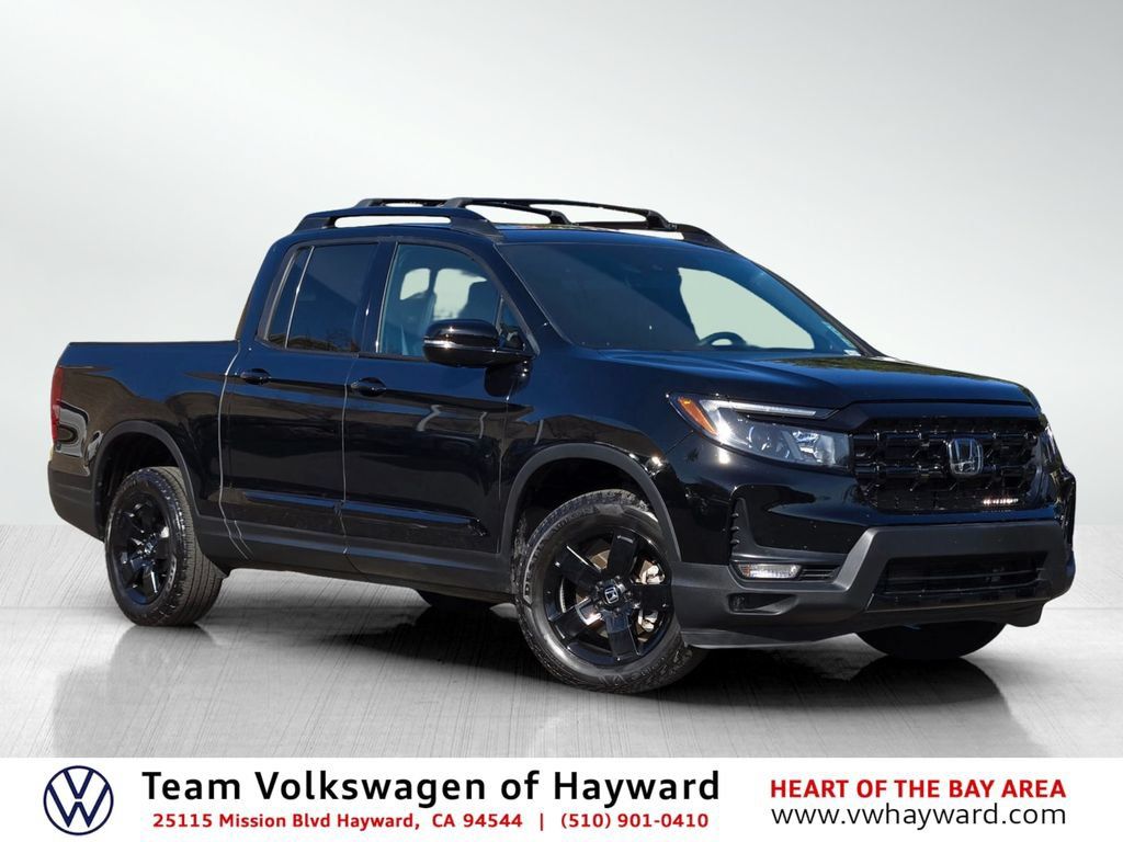 Used 2025 Honda Ridgeline Black Edition image 1