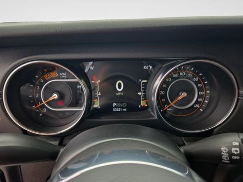 Used 2020 Jeep Wrangler Unlimited Sahara AWD/4WD image 20