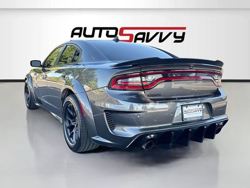 Used 2022 Dodge Charger Scat Pack RWD image 5