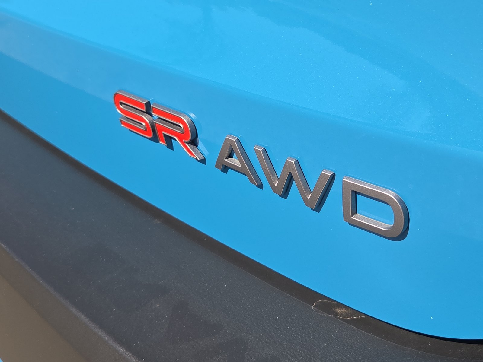 Used 2025 Nissan Kicks SR AWD/4WD image 8