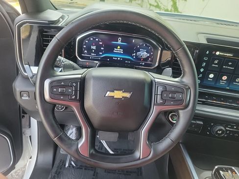 Used 2024 Chevrolet Silverado 1500 High Country w/ Technology Package AWD/4WD image 24