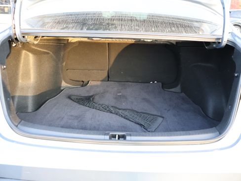 Used 2023 Toyota Corolla SE image 16